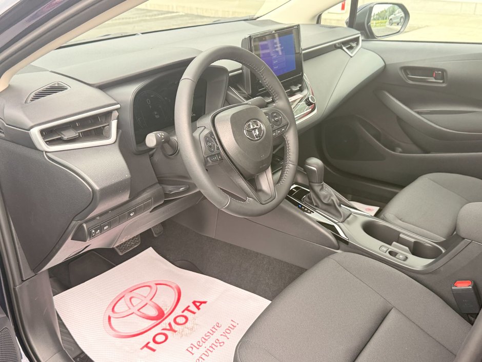 Toyota COROLLA LE CVT LE 2026-6