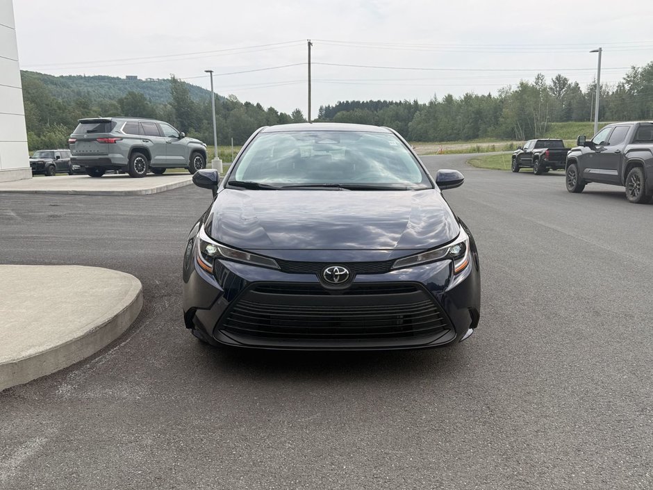 Toyota COROLLA LE CVT LE 2026-4