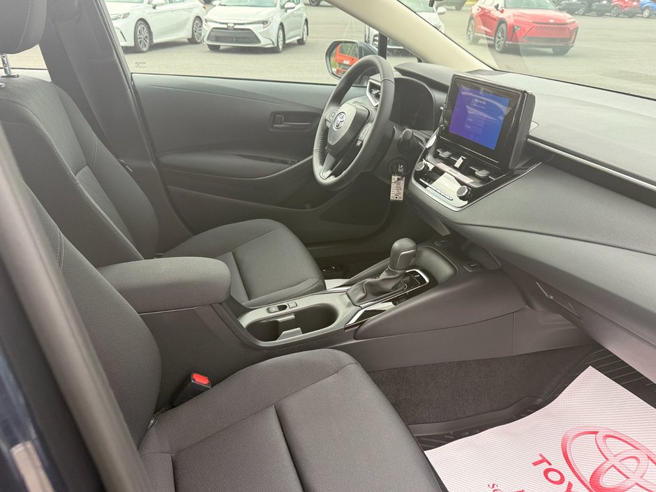 Toyota COROLLA LE CVT LE 2026-12