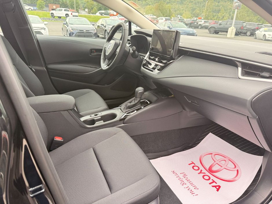 Toyota COROLLA LE CVT LE 2026-12