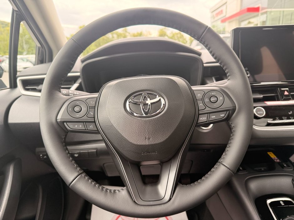 Toyota COROLLA LE CVT LE 2026-10
