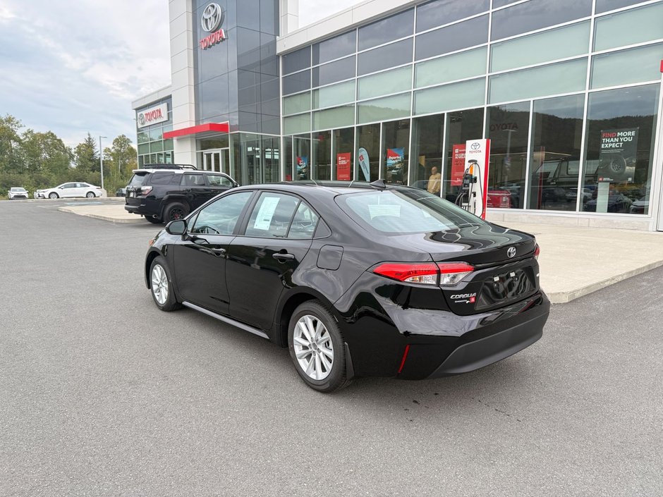 Toyota COROLLA LE CVT LE 2026-2