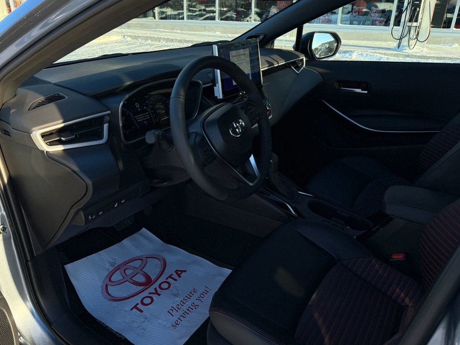 2026 Toyota COROLLA XSE CVT XSE-6