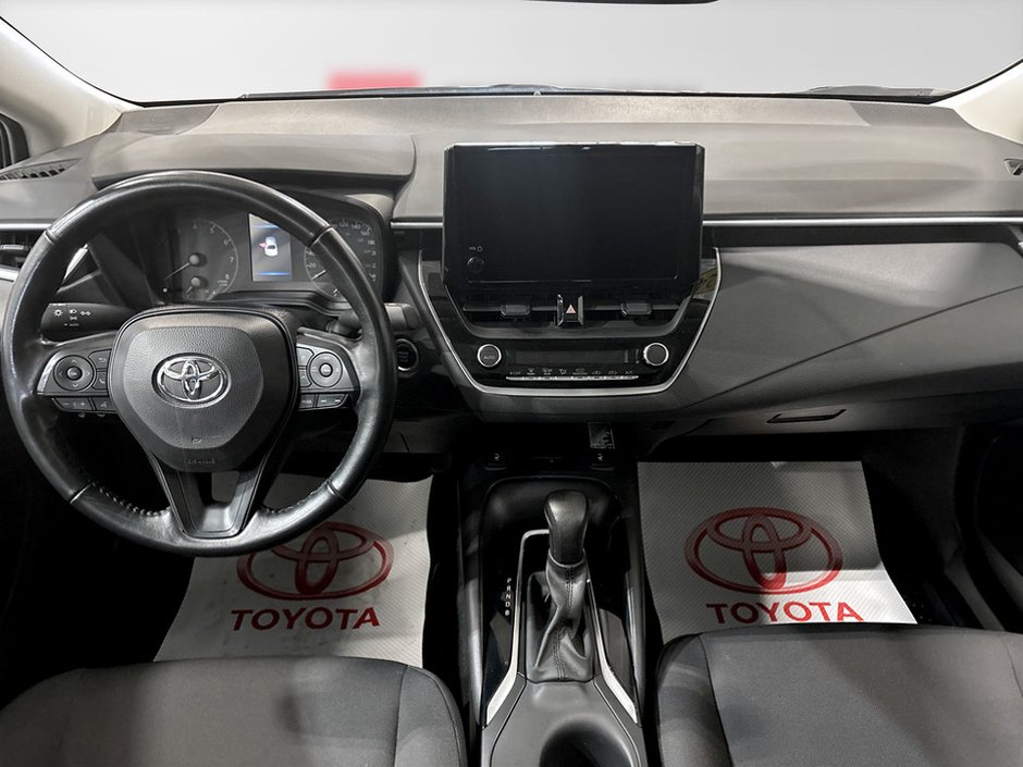 Toyota COROLLA  2024-10