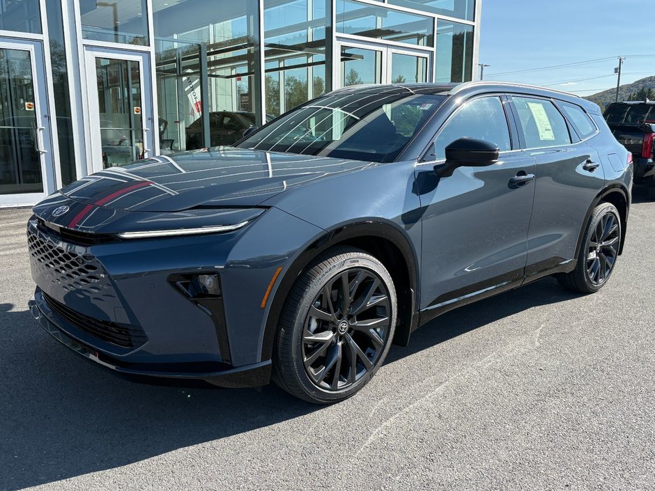 2025 Toyota CROWN SIGNIA LIMITED Limited-0