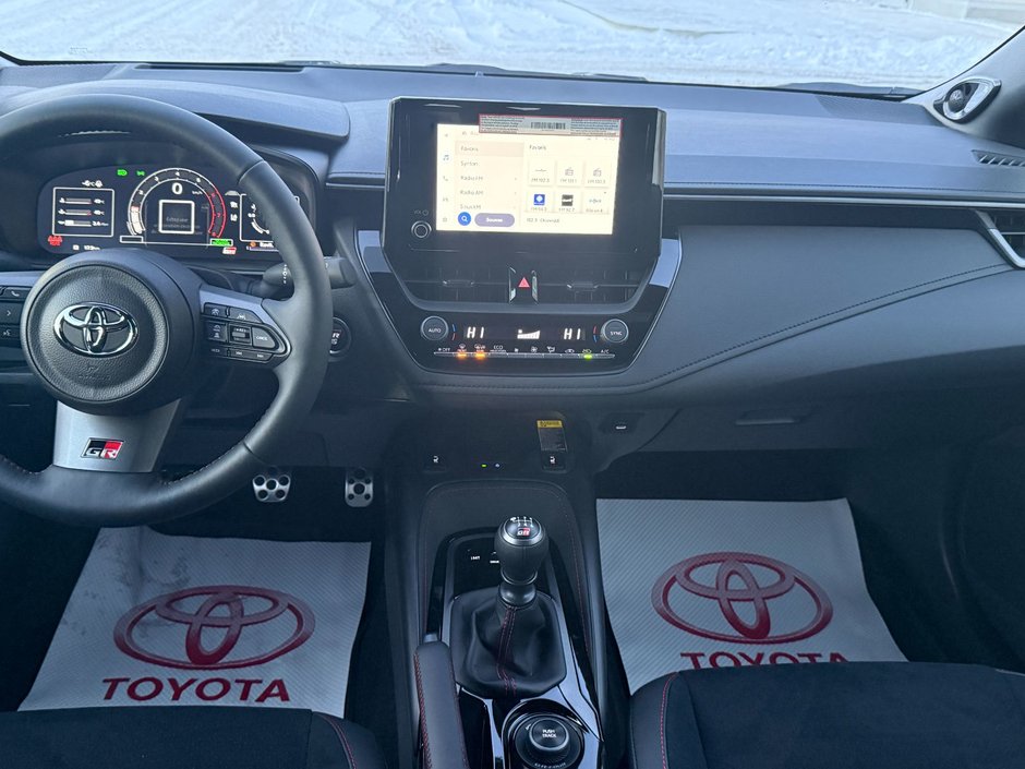 2025 Toyota GR COROLLA-9