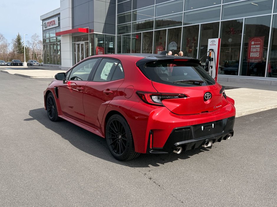 Toyota GR Corolla PREMIUM MT - PREMIUM COLOUR 2025-2
