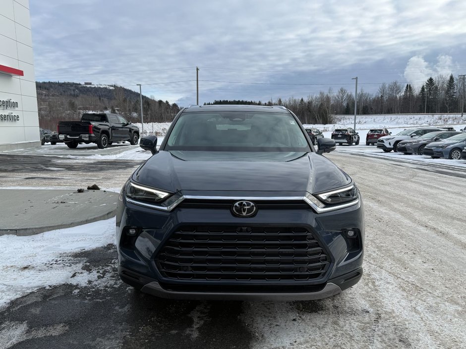 2026 Toyota GRAND HIGHLANDER LIMITED AWD Limited-4