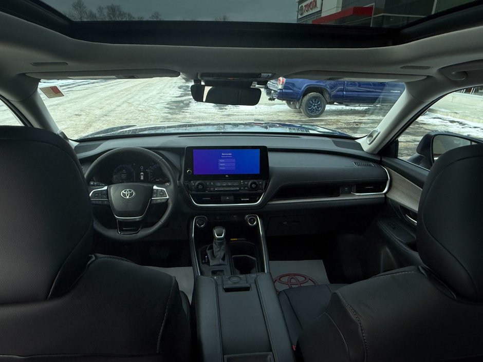 2026 Toyota GRAND HIGHLANDER LIMITED AWD Limited-14