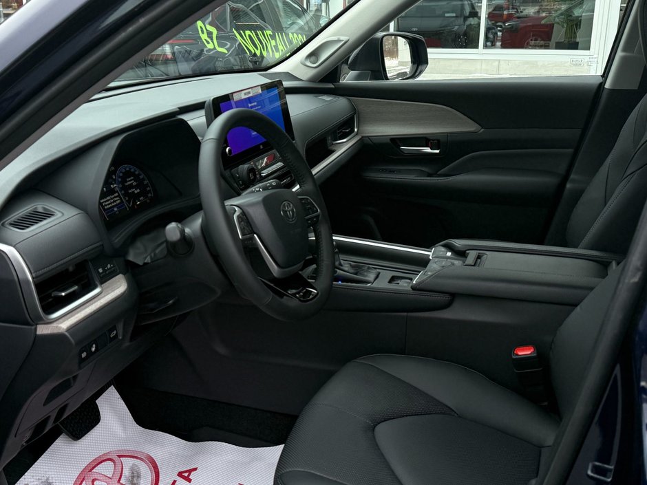 2026 Toyota GRAND HIGHLANDER LIMITED AWD Limited-9