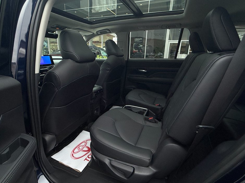 2026 Toyota GRAND HIGHLANDER LIMITED AWD Limited-17