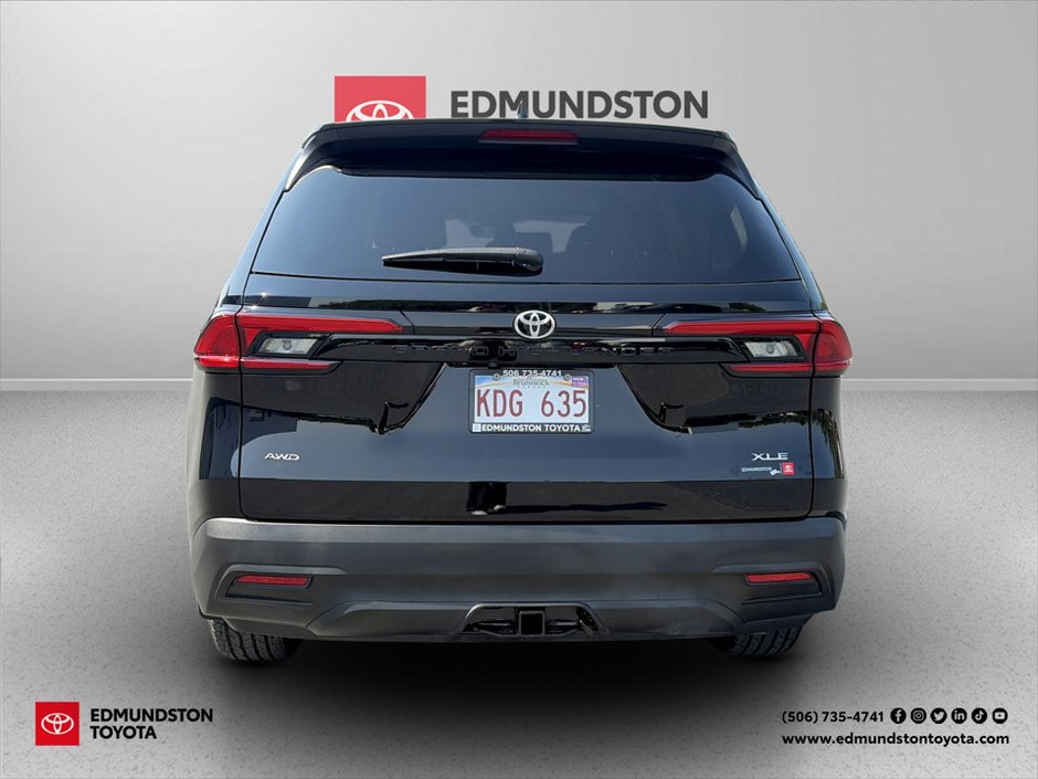 2024 Toyota GRAND HIGHLANDER XLE-3