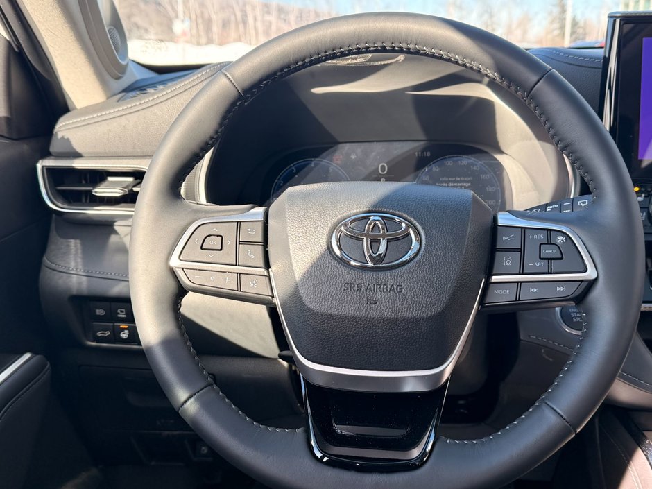 2026 Toyota HIGHLANDER LIMITED AWD Limited-9