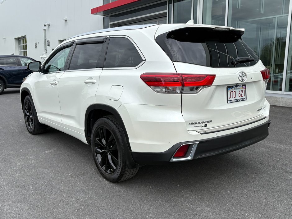 Toyota HIGHLANDER LIMITED Limited 2019-6