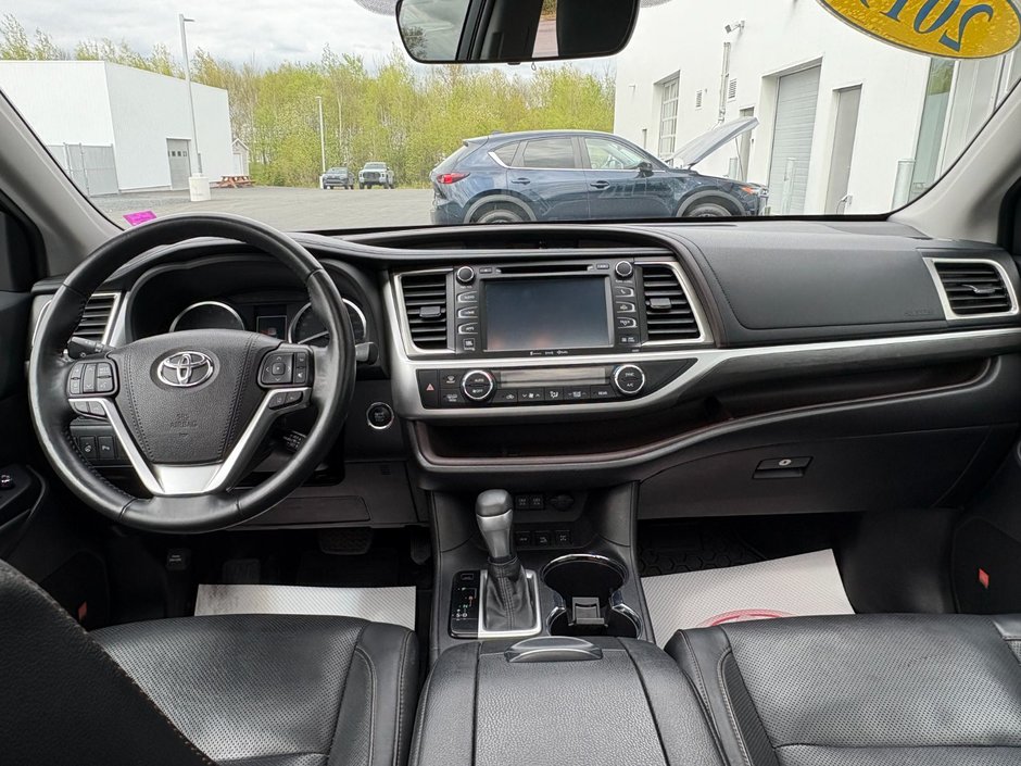 Toyota HIGHLANDER LIMITED Limited 2019-11
