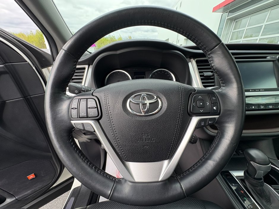 Toyota HIGHLANDER LIMITED Limited 2019-13