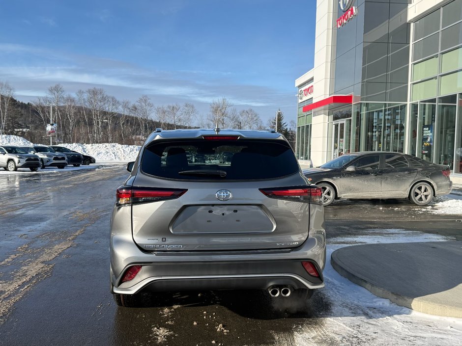 2026 Toyota HIGHLANDER XSE AWD XSE-3