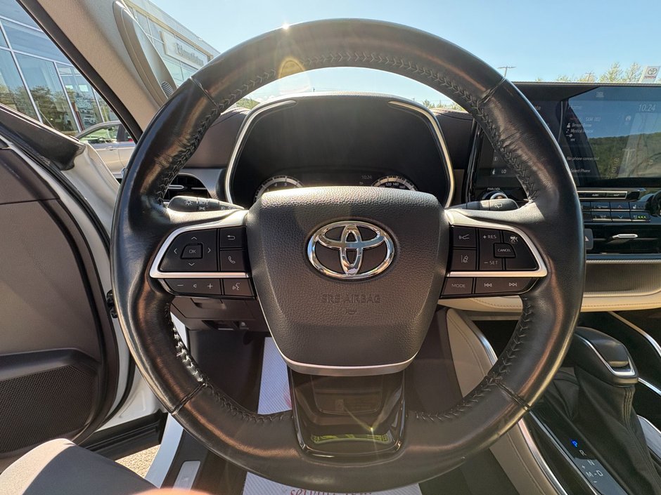2022 Toyota HIGHLANDER Limited-11