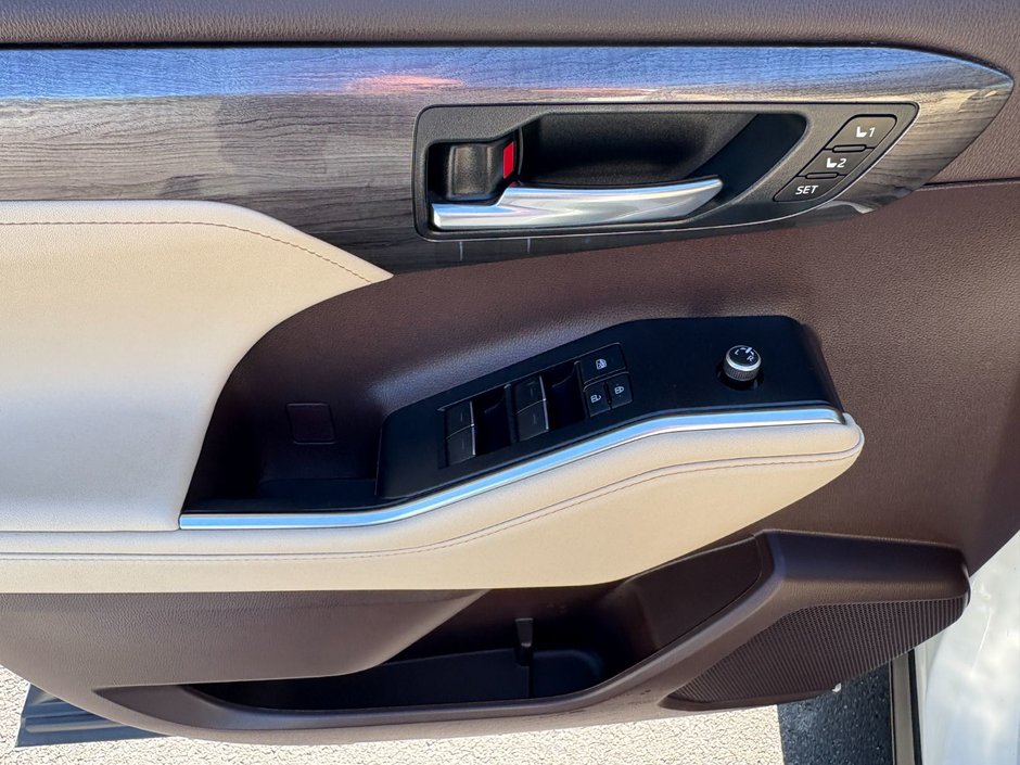 2022 Toyota HIGHLANDER Limited-9