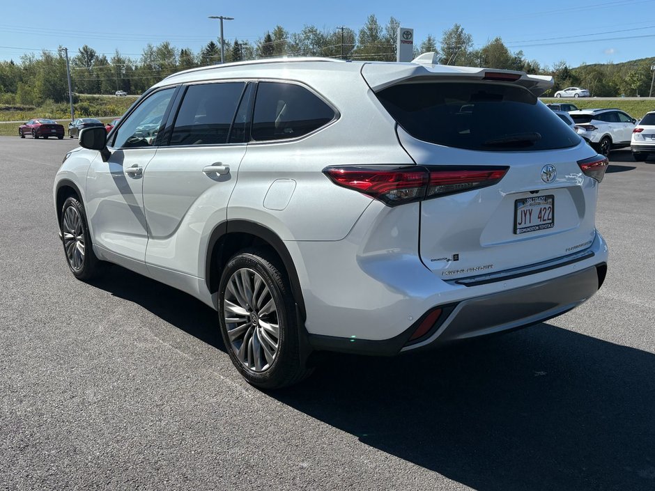 2022 Toyota HIGHLANDER Limited-6