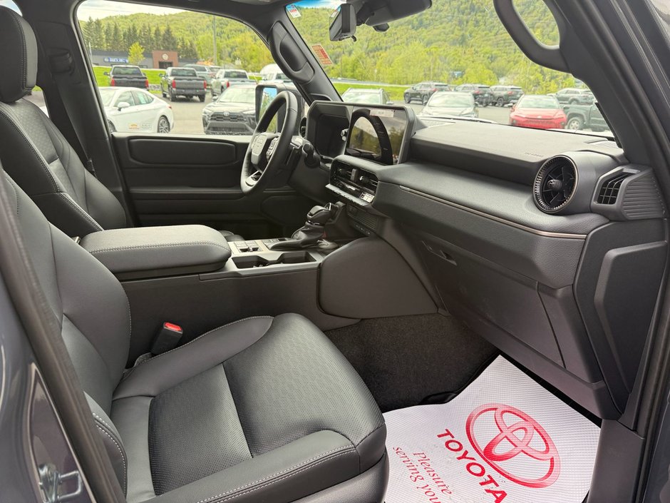 2026 Toyota Land Cruiser PREMIUM PACKAGE-12