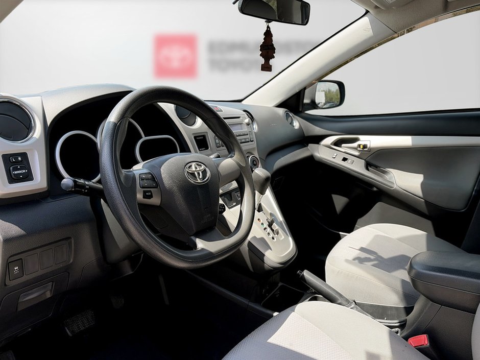 Toyota MATRIX  2012-11