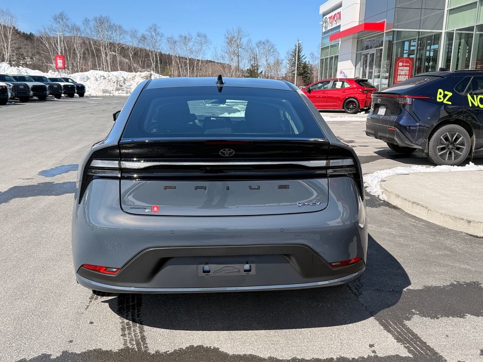 Toyota Prius Plug-in Hybrid STANDARD PACKAGE 2026-3