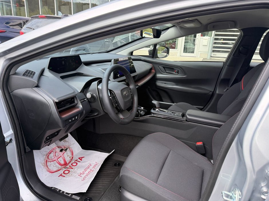 2026 Toyota Prius Plug-in Hybrid STANDARD PACKAGE-6