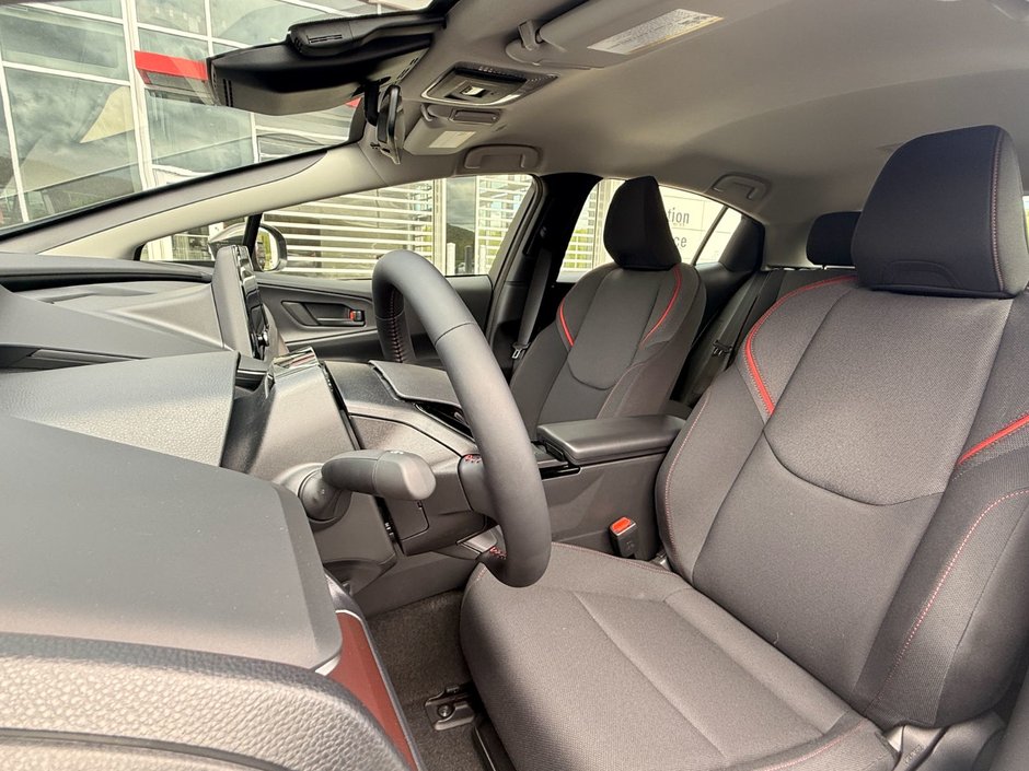 2026 Toyota Prius Plug-in Hybrid STANDARD PACKAGE-11