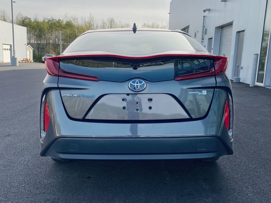 Toyota PRIUS PRIME UPGRADE  2022-5