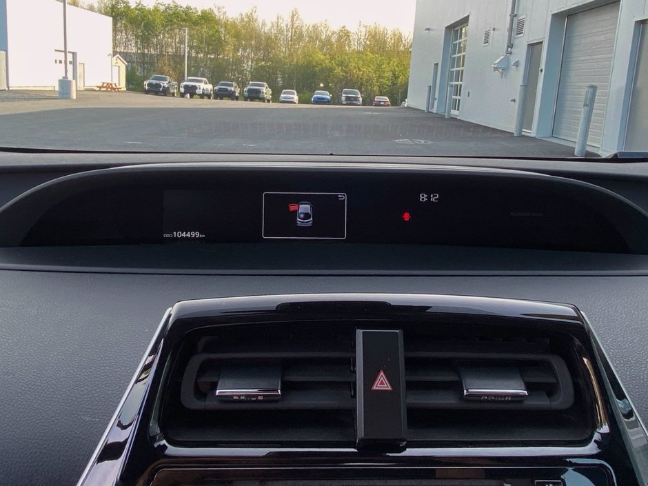 Toyota PRIUS PRIME UPGRADE  2022-16
