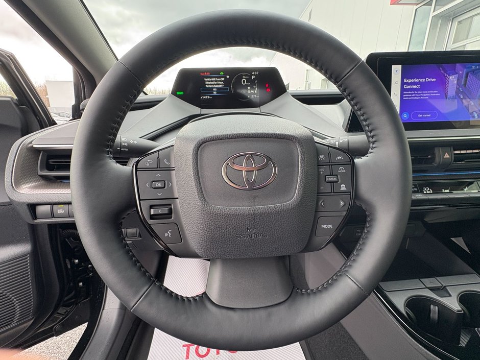2025 Toyota Prius XLE AWD XLE-13