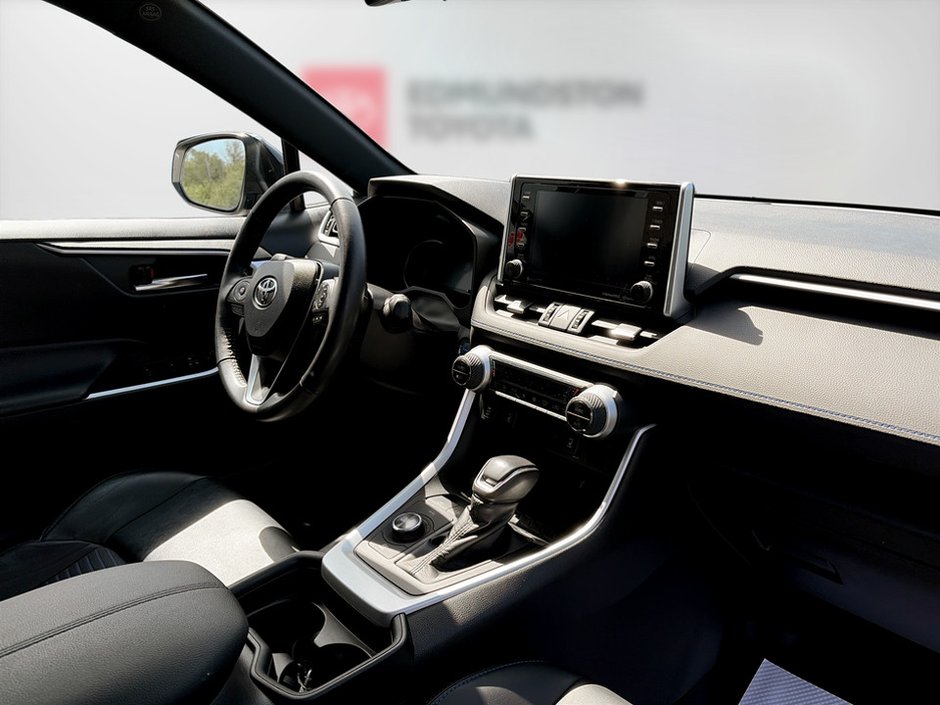 Toyota RAV4 HYBRI  2021-7