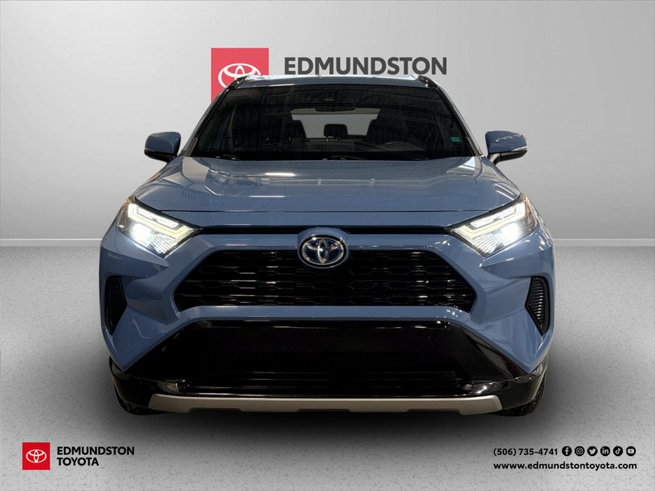 2022 Toyota RAV4 HYBRI Hybrid SE-4