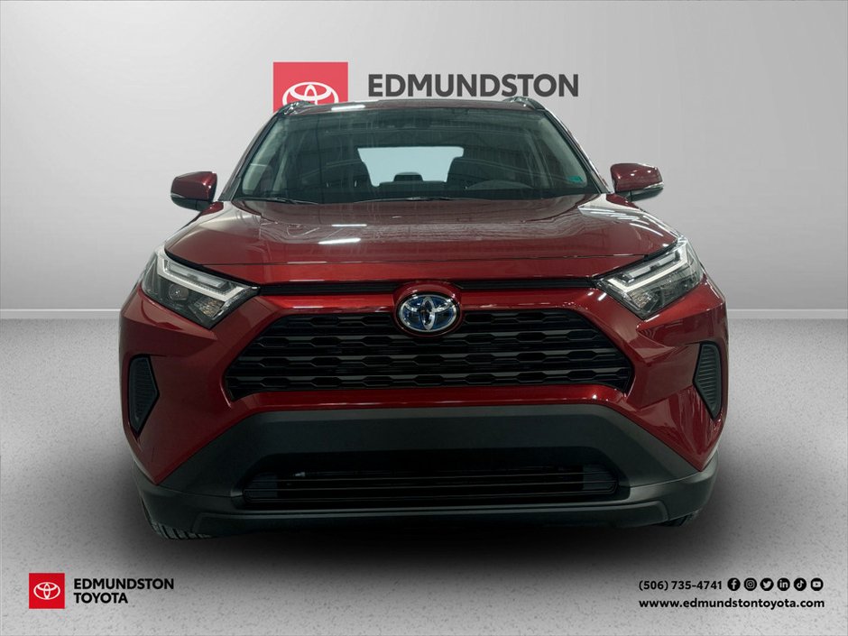 2022 Toyota RAV4 HYBRID Hybrid XLE-4