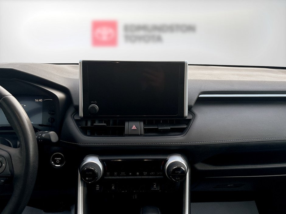 2023 Toyota RAV4 HYBRID Hybrid XLE-9