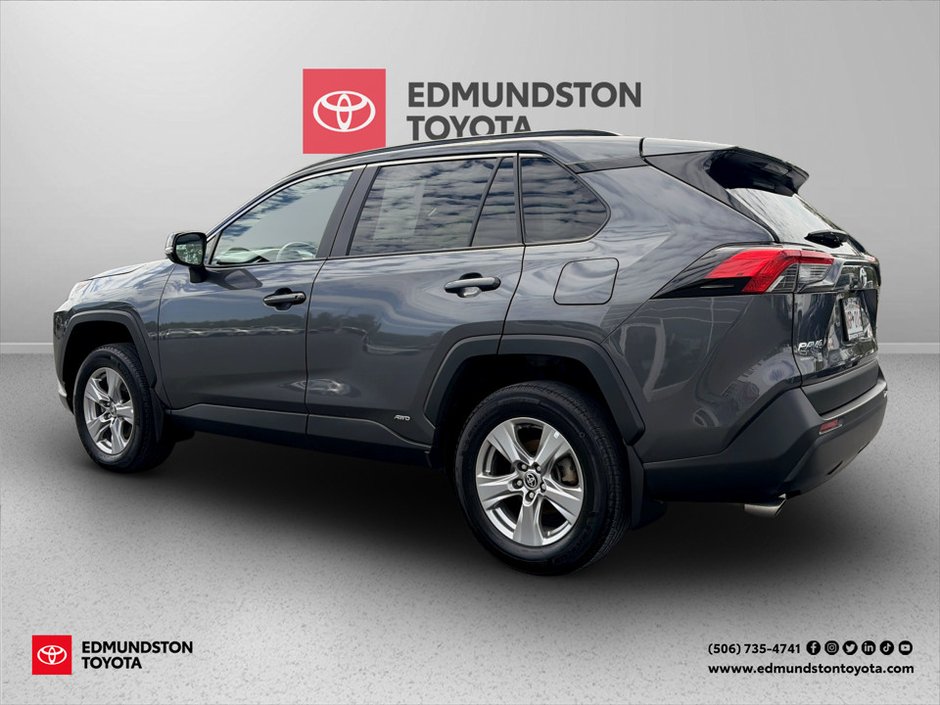 2023 Toyota RAV4 HYBRID Hybrid XLE-2