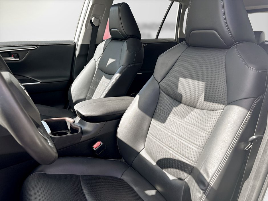 2023 Toyota RAV4 HYBRID Hybrid Limited-8