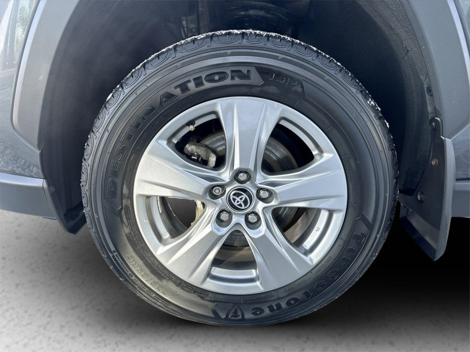 Toyota RAV4 HYBRID Hybrid XLE 2024-5