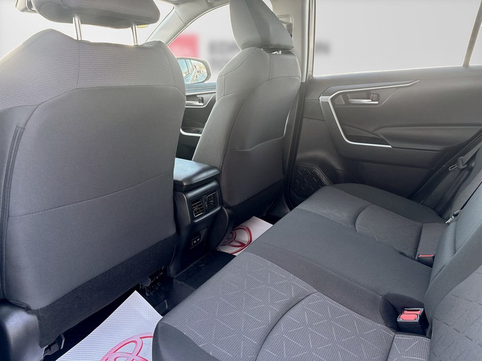 Toyota RAV4 HYBRID Hybrid XLE 2024-12