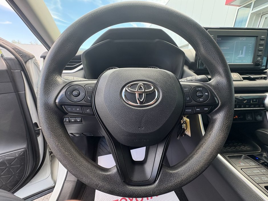 Toyota RAV4 LE AWD LE 2022-14