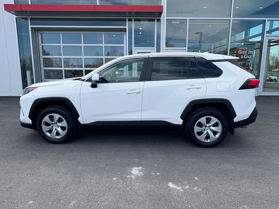 Toyota RAV4 LE AWD LE 2022-7