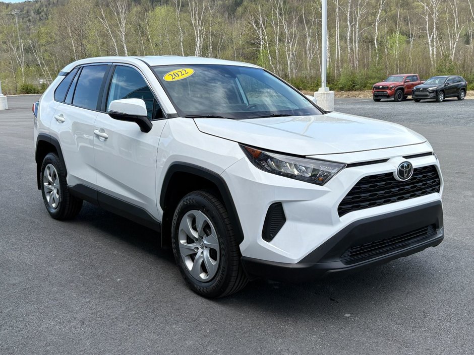 Toyota RAV4 LE AWD LE 2022-2