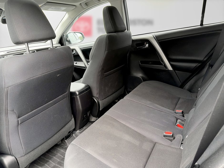 Toyota RAV4 XLE 2017-13