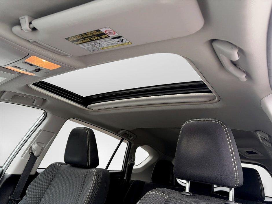 Toyota RAV4 XLE 2017-9