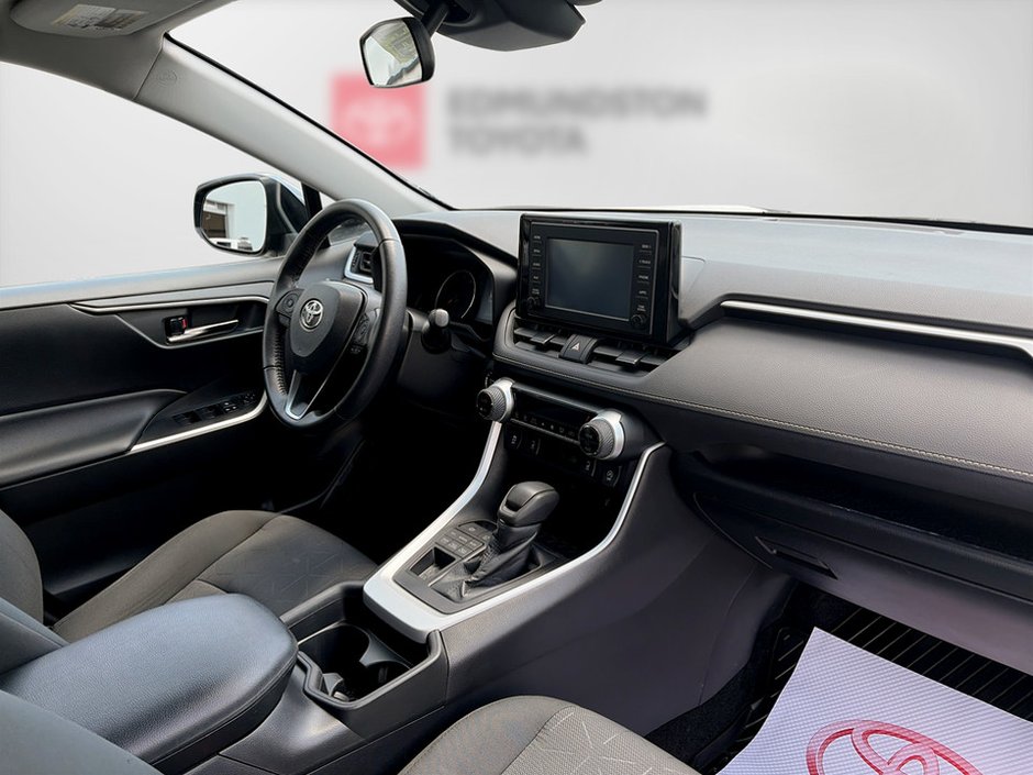 2021 Toyota RAV4 XLE-7
