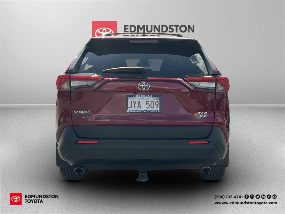 2021 Toyota RAV4 XLE-3