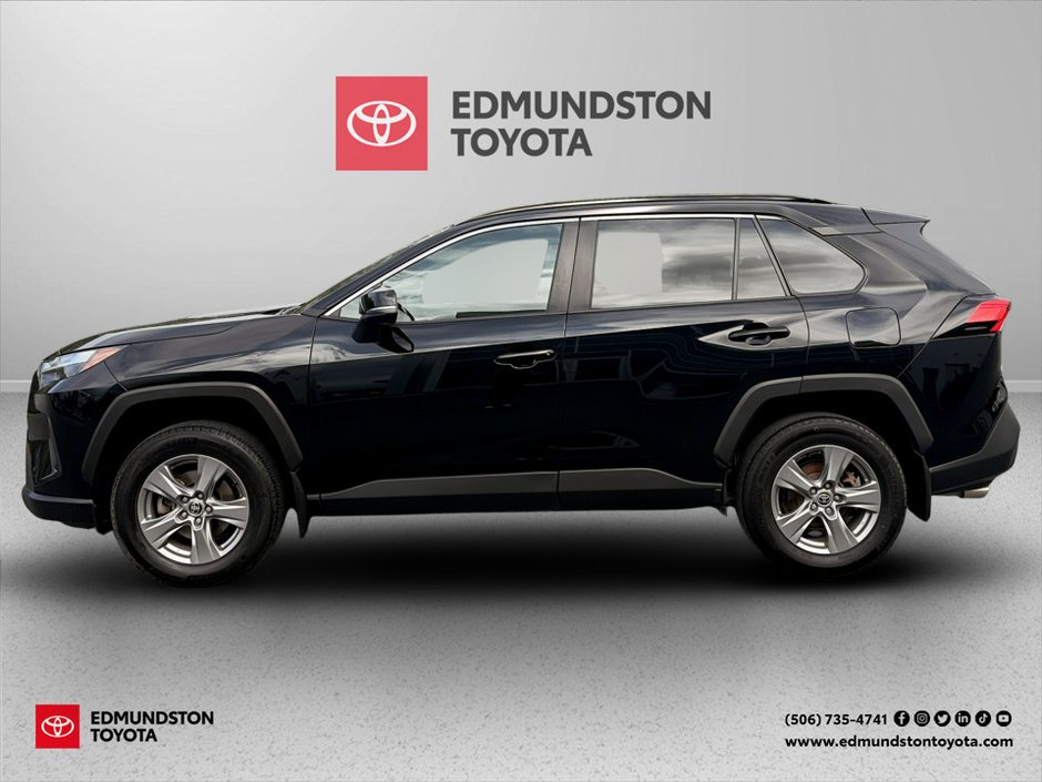 Toyota RAV4 XLE 2022-1