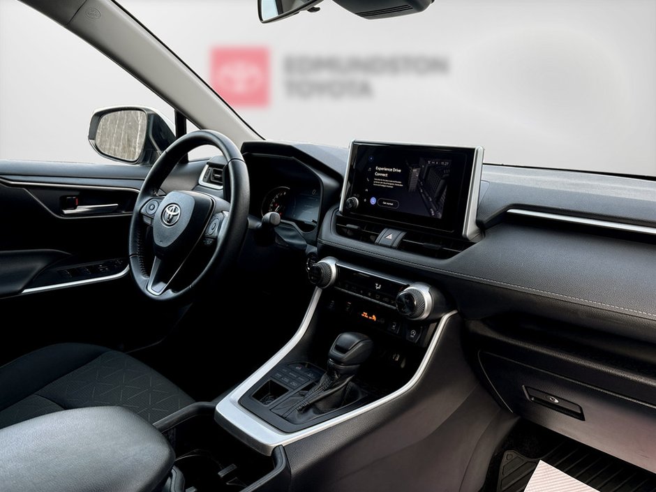 2023 Toyota RAV4 XLE-6