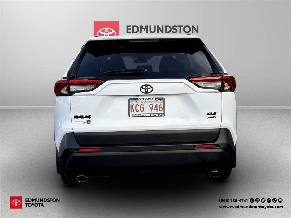 2023 Toyota RAV4 XLE-4